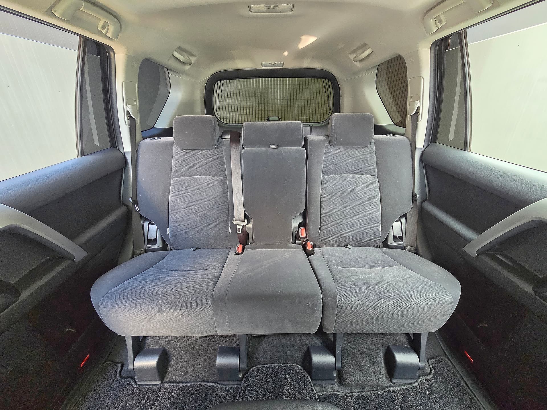 2017 Toyota Land Cruiser Prado 4WD TX image-15