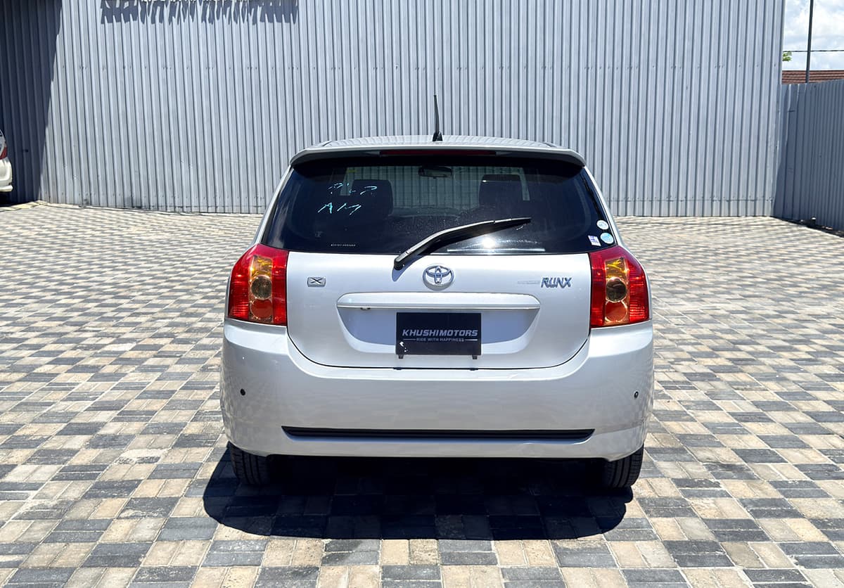2004 Toyota Corolla Runx XG Edition image-5