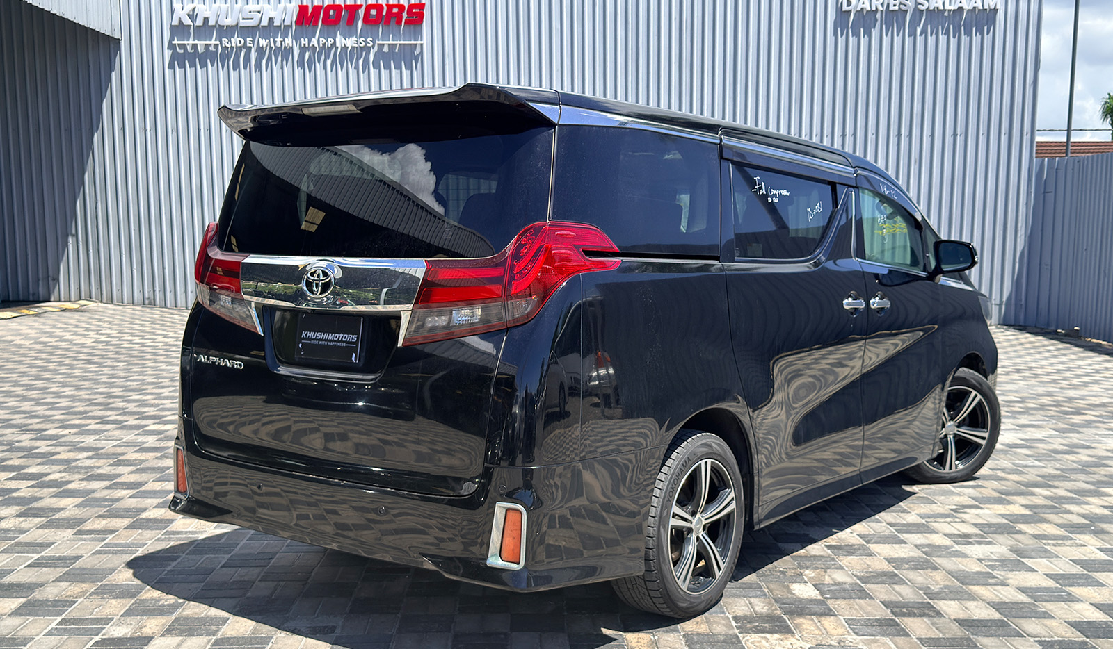 2017 Toyota Alphard S image-4