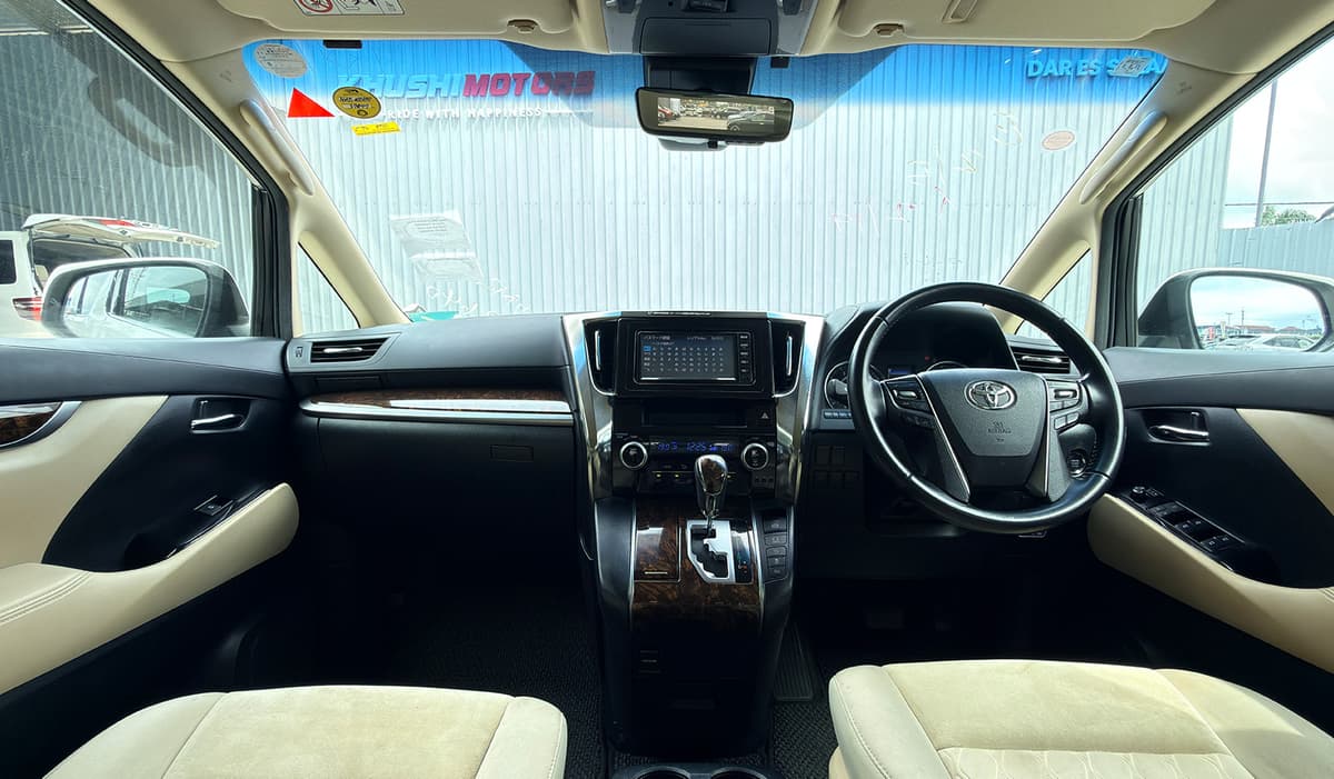 2019 Toyota Alphard X image-9