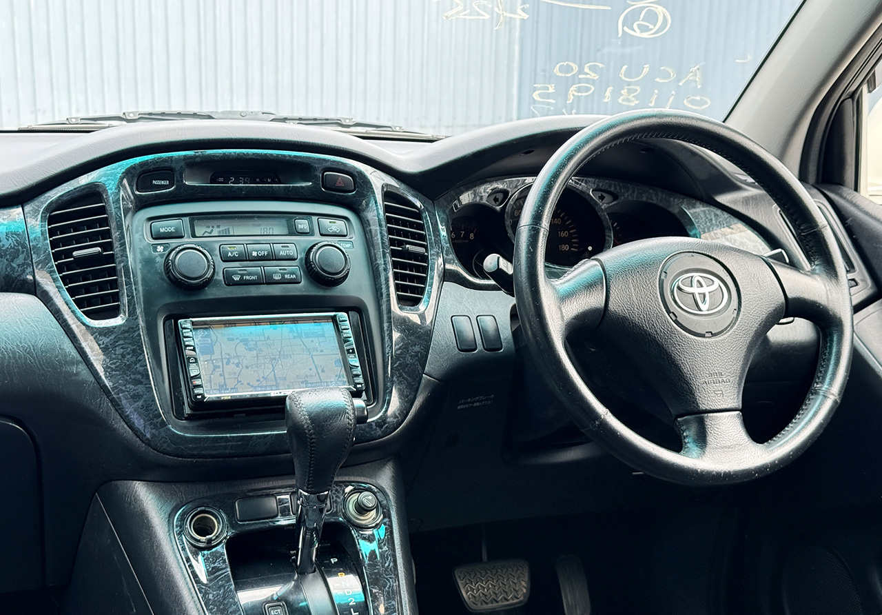 2005 Toyota Kluger image-7