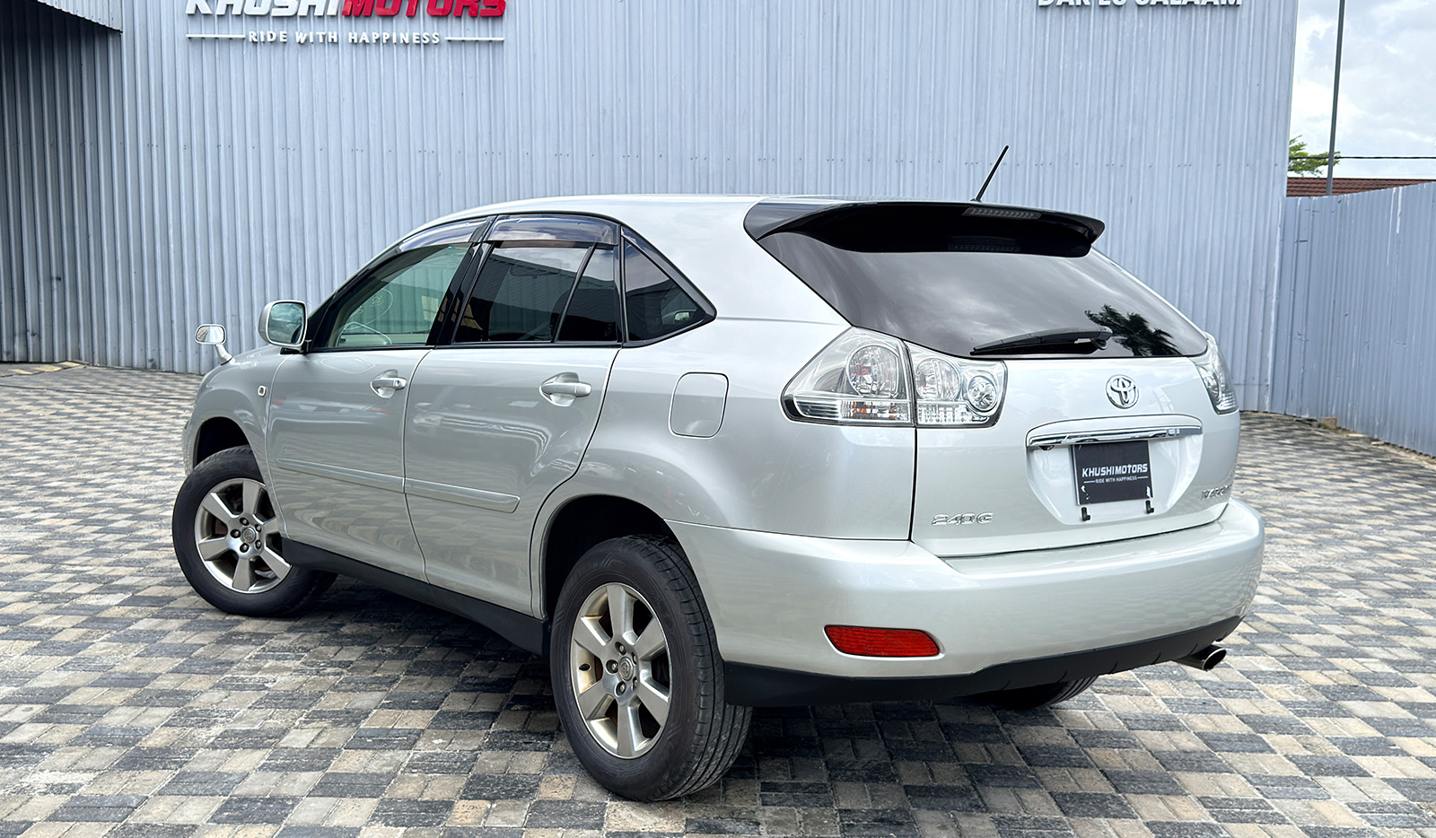 2005 Toyota Harrier 240G ALCANTRA image-4