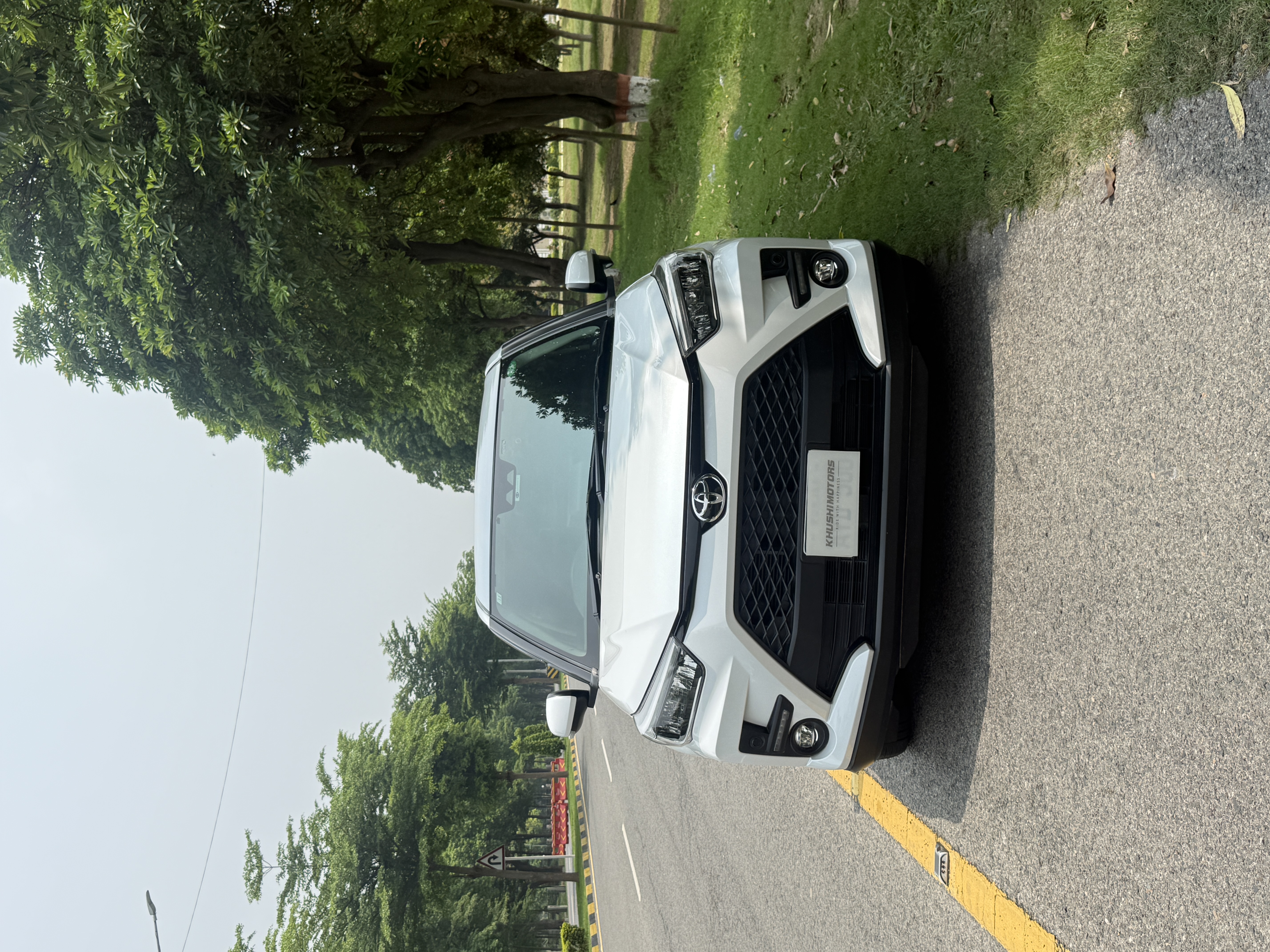 2020 Toyota Raize Z image-1