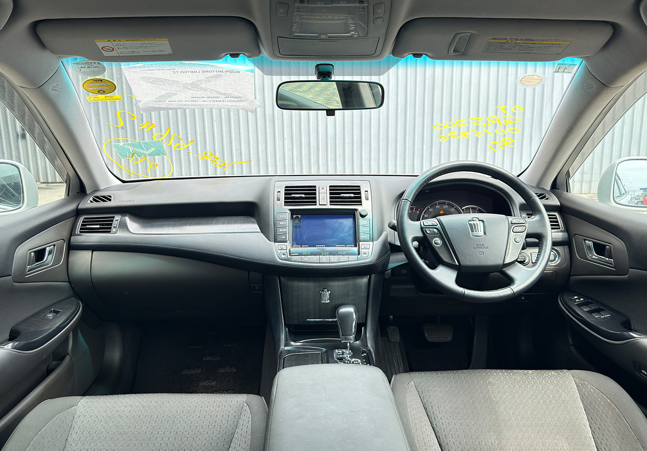 2008 Toyota Crown Athlete Navi Package image-8