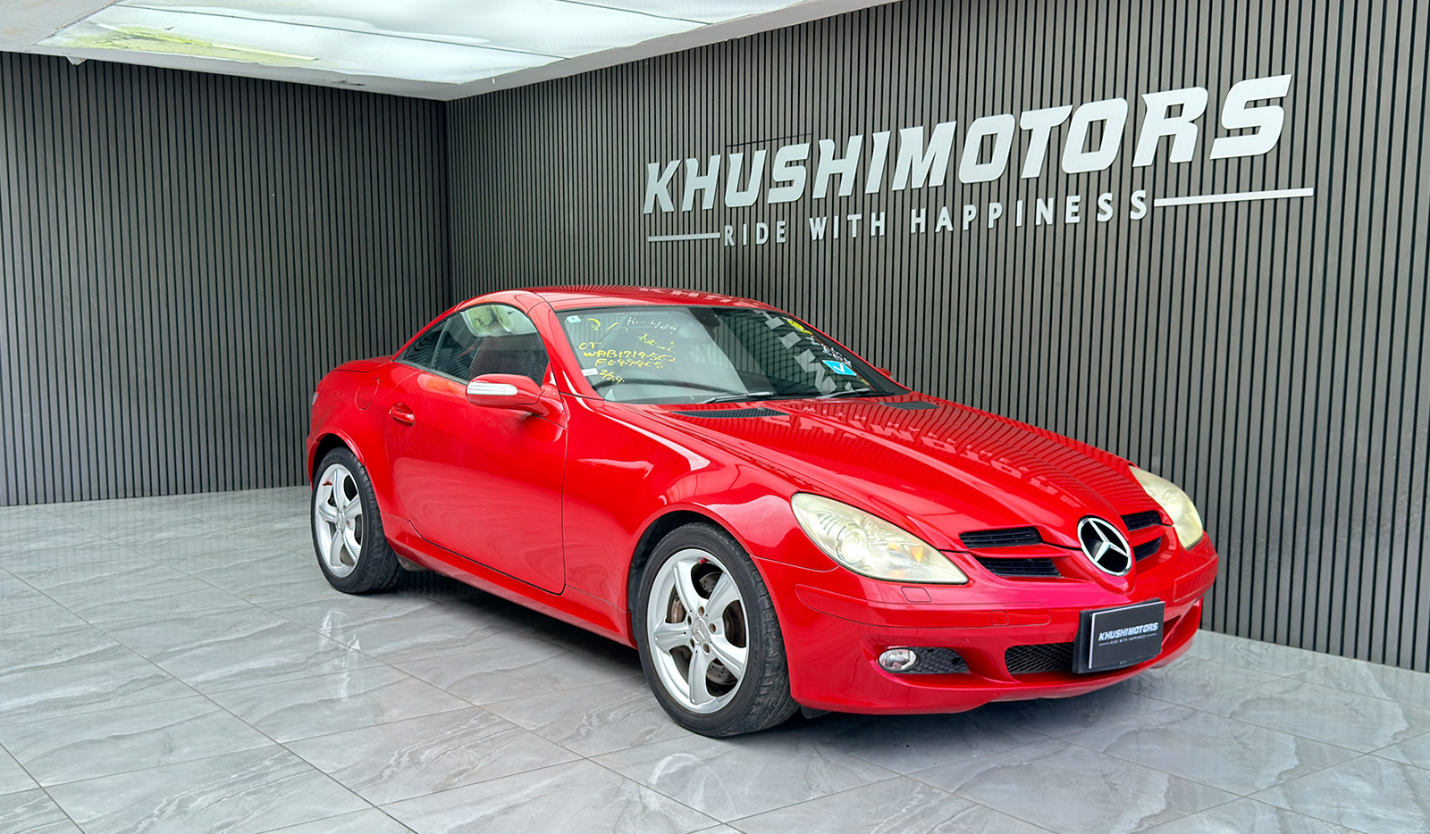 2005 Mercedes-Benz SLK350 image-1