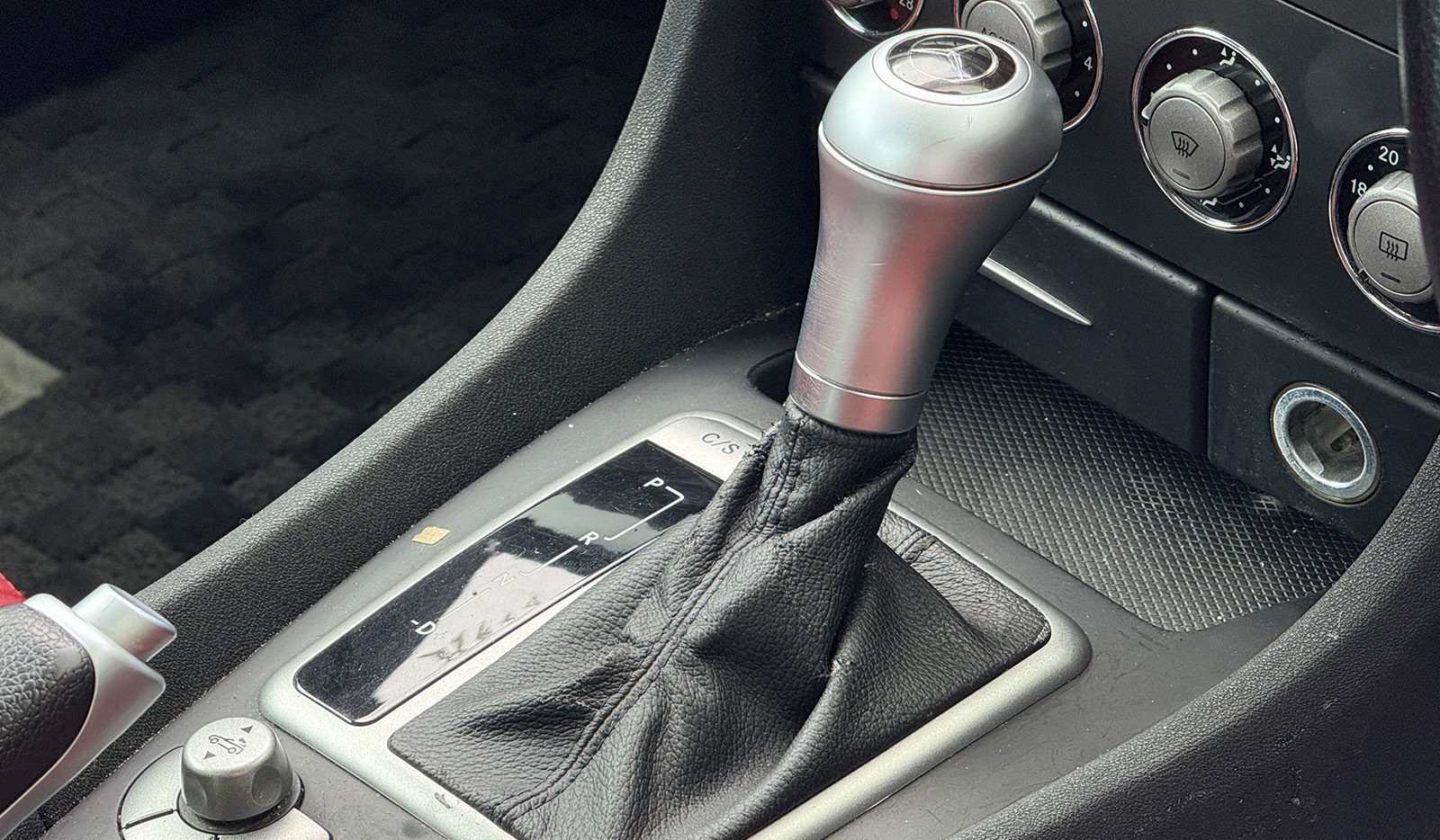 2005 Mercedes-Benz SLK350 image-10
