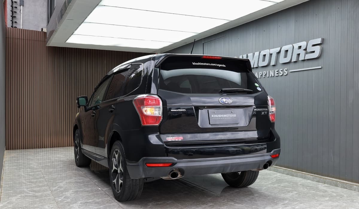 2012 Subaru Forester 2.0XT Eyesight image-4