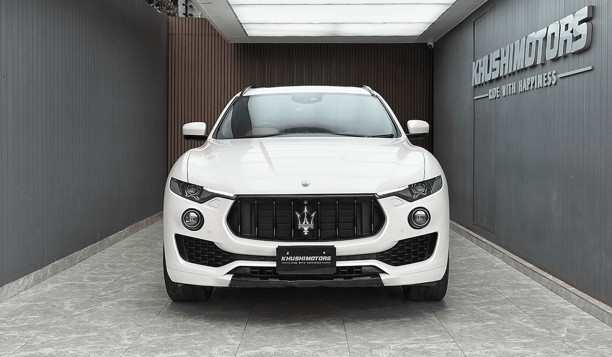 2017 Maserati Levante Base Grade image-2