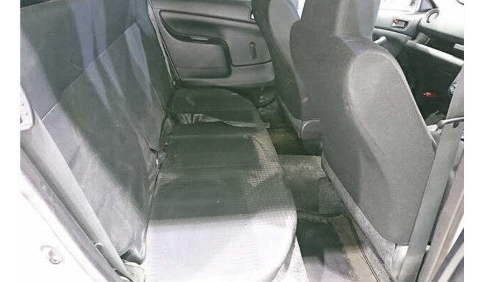 2019 Toyota Probox Van DX Comfort 4WD image-5