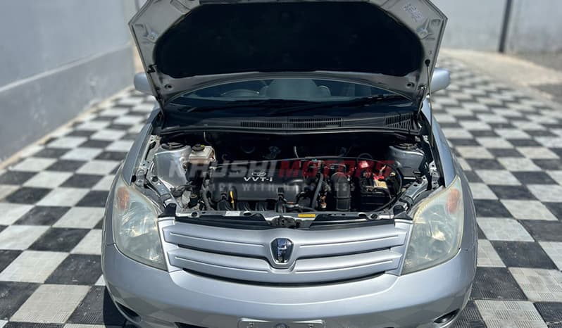 2002 Toyota IST image-16