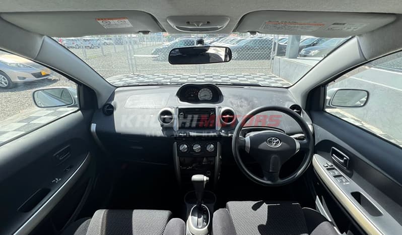 2002 Toyota IST image-20