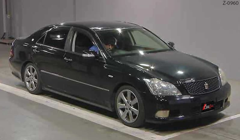 2005 Toyota Crown image-2