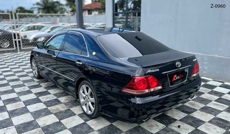 2005 Toyota Crown image-11