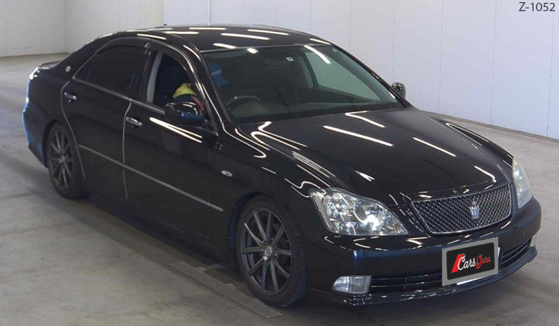2005 Toyota Crown image-2