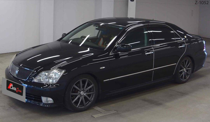 2005 Toyota Crown image-3