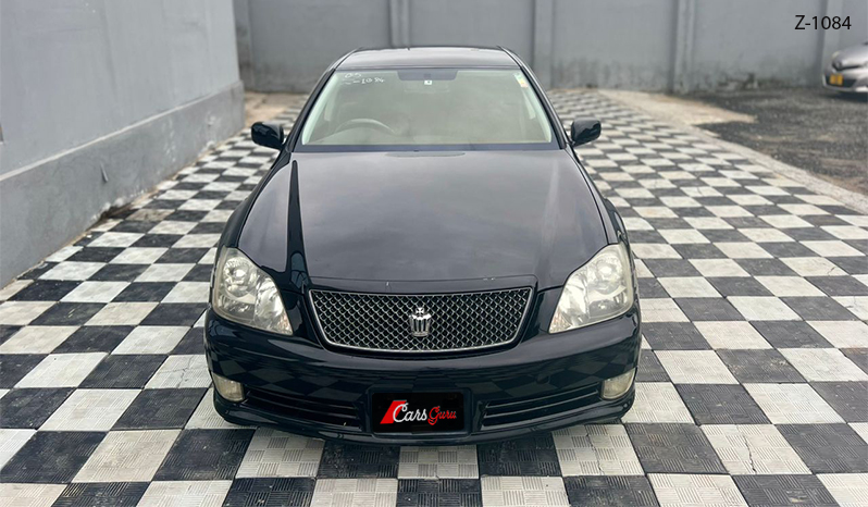 2005 Toyota Crown image-8