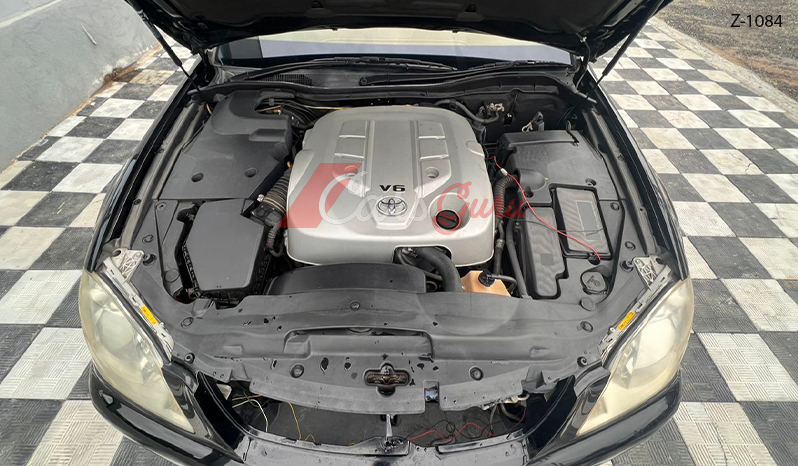 2005 Toyota Crown image-12