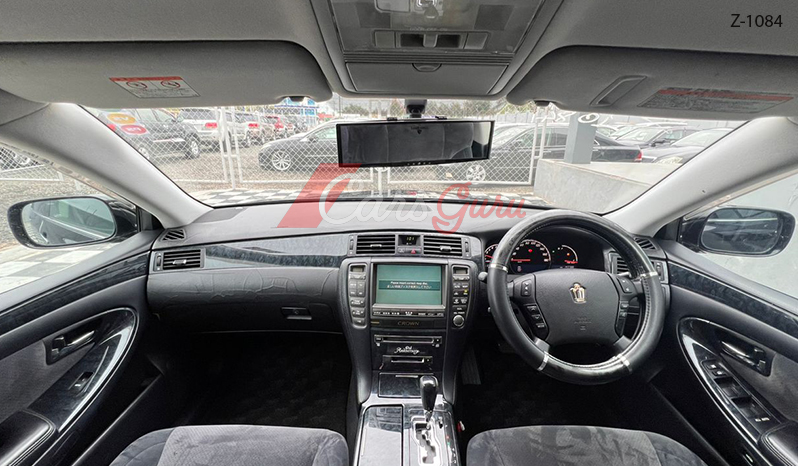2005 Toyota Crown image-15
