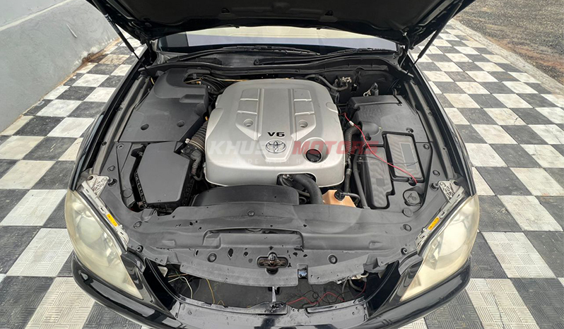 2005 Toyota Crown image-22
