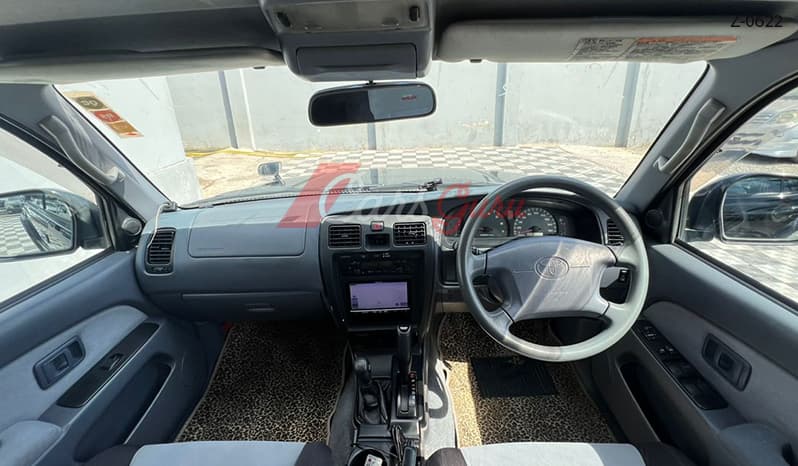 1999 Toyota Hilux Surf image-15