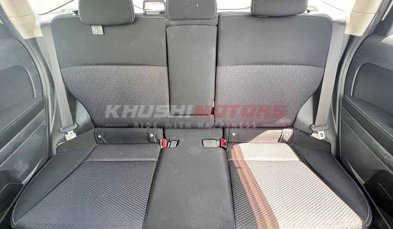 2013 Subaru Forester image-16