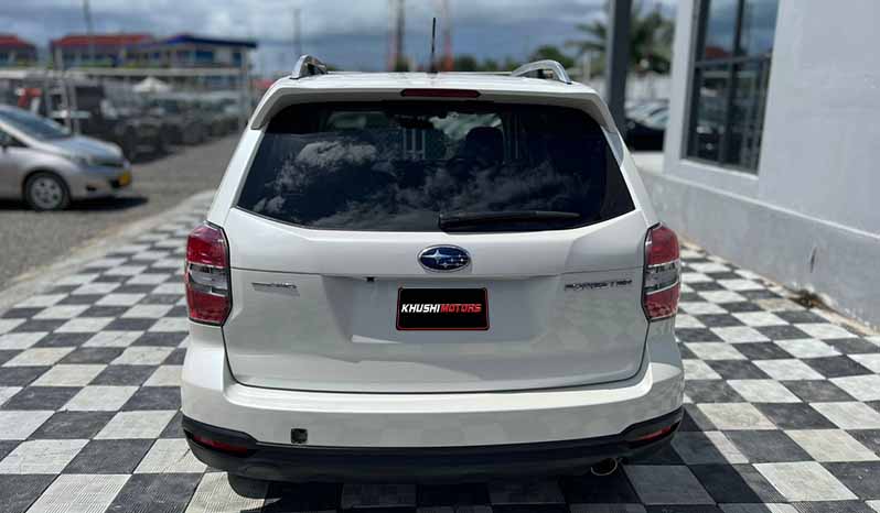 2013 Subaru Forester image-19