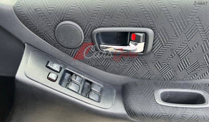 2001 Toyota Kluger image-7