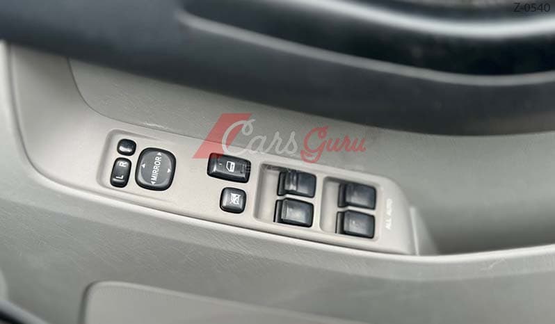 2003 Toyota IST image-2