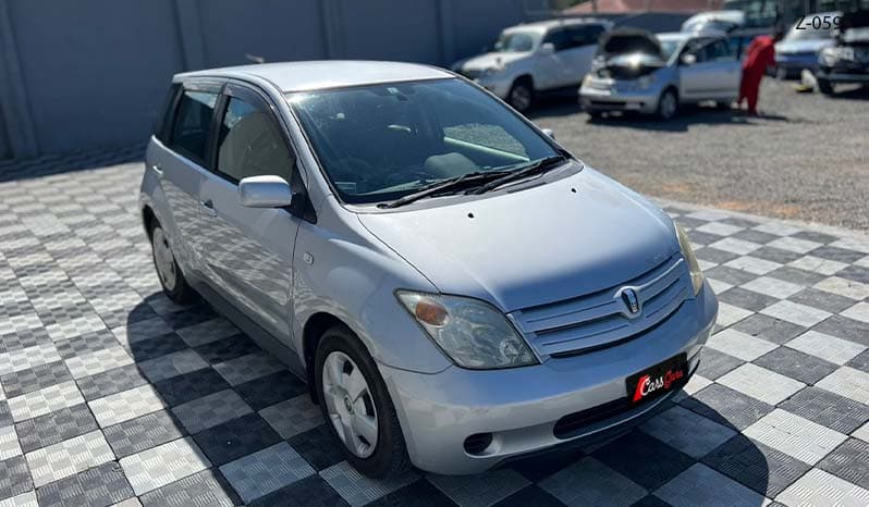 2003 Toyota IST image-21