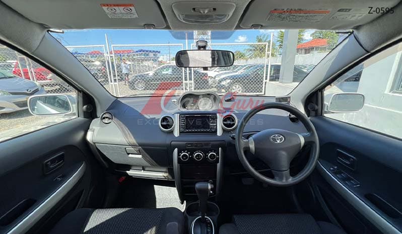 2003 Toyota IST image-24