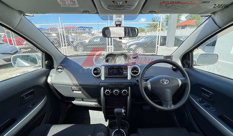 2003 Toyota IST image-27