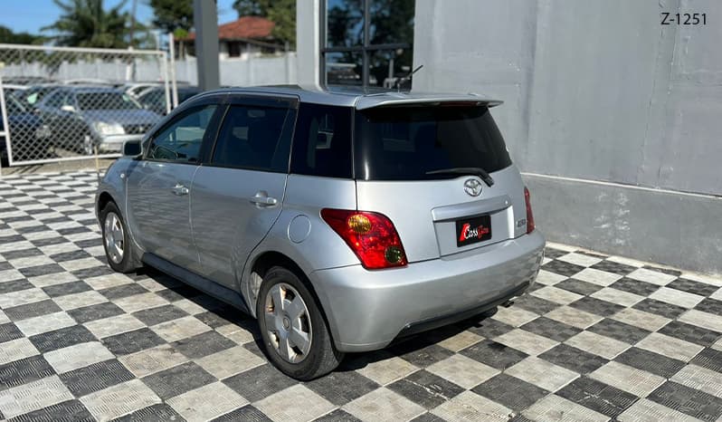 2002 Toyota IST image-7