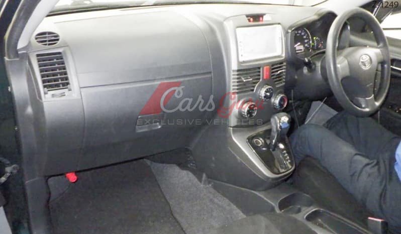 2010 Toyota Rush image-6