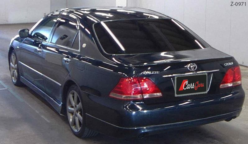 2005 Toyota Crown image-3