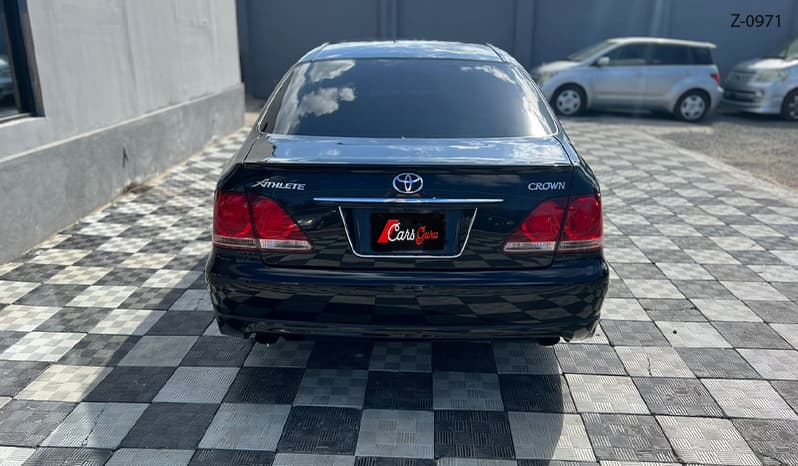 2005 Toyota Crown image-9