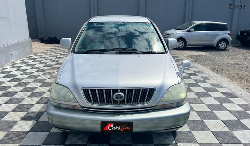 2000 Toyota Harrier image-2
