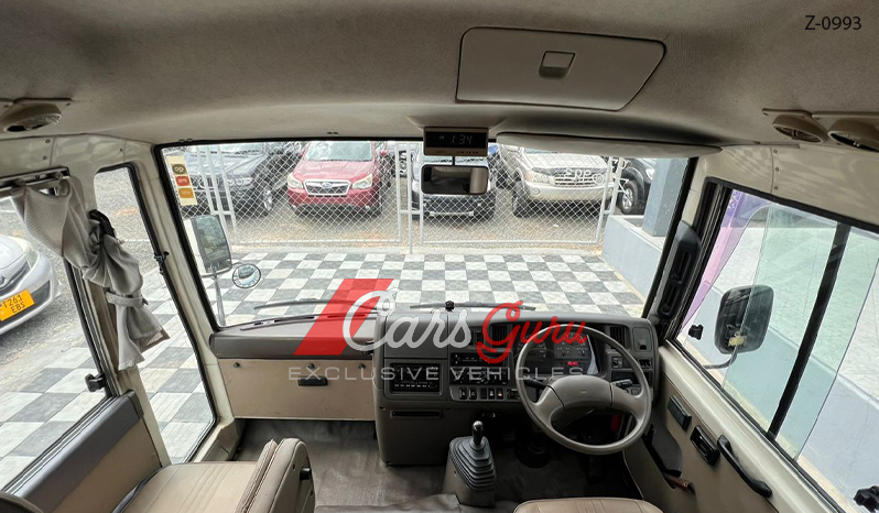 1997 Nissan Civilian Bus image-14