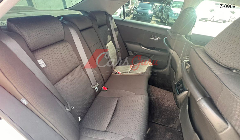 2008 Toyota Crown Athlete image-11