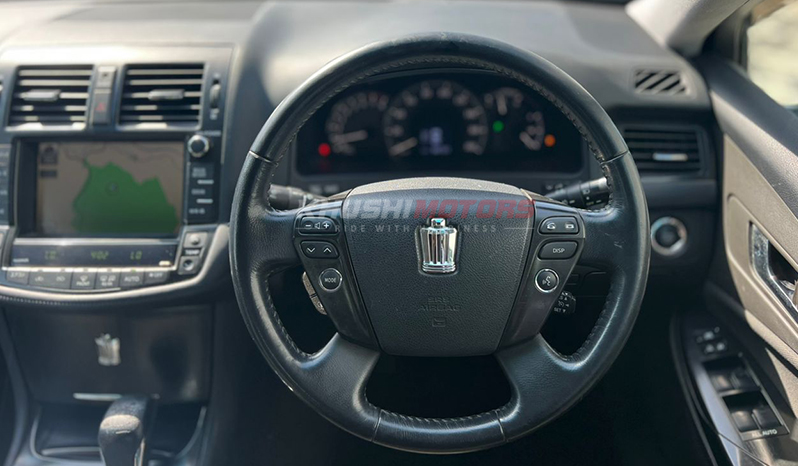 2008 Toyota Crown Athlete image-13