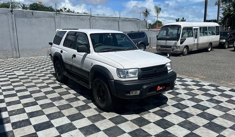 2001 Toyota Hilux Surf image-8