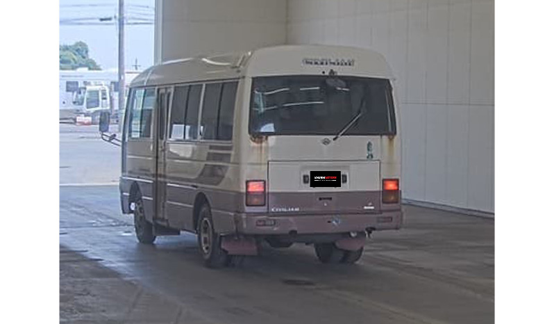 1992 Nissan Civilian image-3