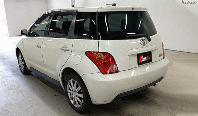 2003 Toyota IST image-3