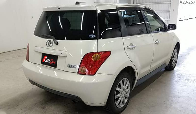 2003 Toyota IST image-4