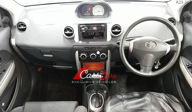 2003 Toyota IST image-5
