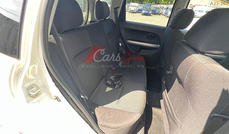 2003 Toyota IST image-11