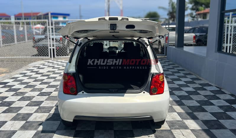 2003 Toyota IST image-21