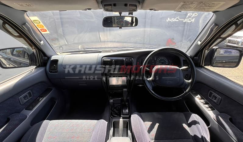 1999 Toyota Hilux Surf image-17