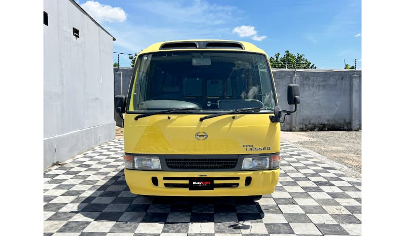 2002 Hino Liesse image-1