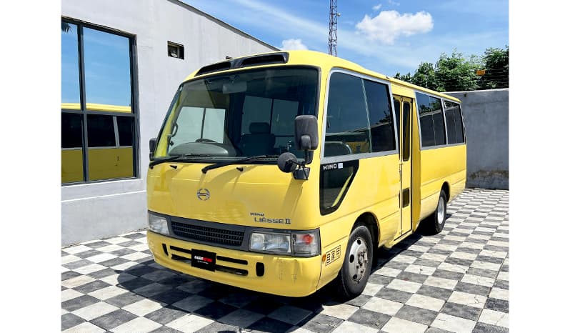 2002 Hino Liesse image-8