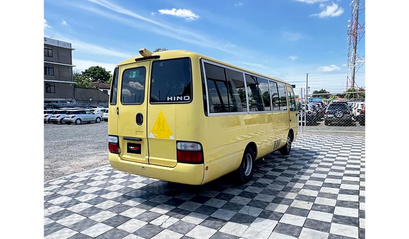 2002 Hino Liesse image-13